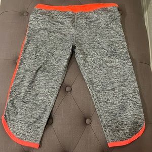 Womens Medium, gray and orange, athletic capris